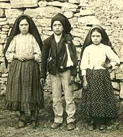 From left to right: Lucia Santos 10, Francisco Marto 9 and Jacinta Marto 7.  The cousins were tending sheep when they saw the visions